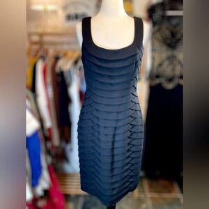 CARMEN MARC VALVO ~ Gorgeous Black Cocktail Dress ~ Layered Scallop Detail ~Sz 8